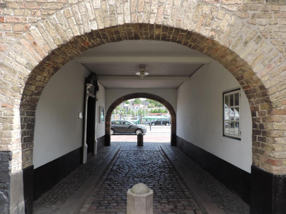 Kapitainskoje Direkt Am Hafen Flensburgs Apartment ภายนอก รูปภาพ
